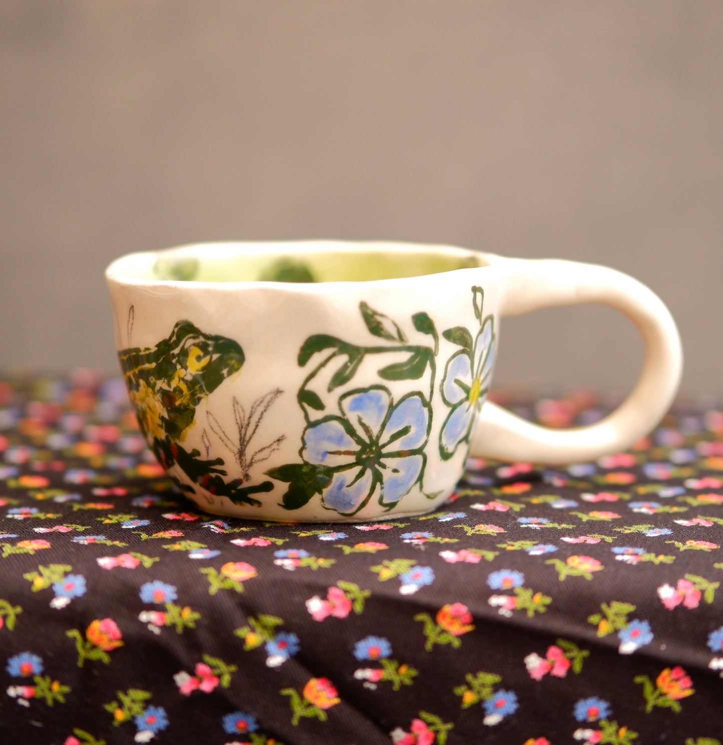 Frog & Flowers Botanical Ceramic Cappuccino Mug